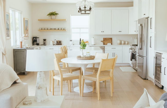 Mediterranean Modern Steps to Beach Dining w Spa - Foto 10