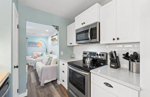 Pet-friendly condo, less than 5 min walk to beach, beach chairs, wagon, umbrella etc. included! - Foto 18