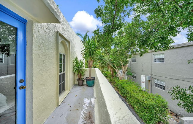 Escape to This Gorgeous new Wilton Manors Villa - Photo 15
