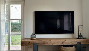 Kernsaniertes Haus in der Natur - Foto 3