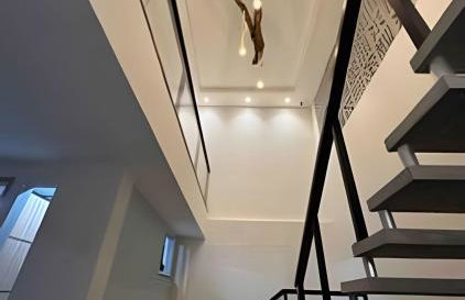 Loft de Luxo no Braga: Perfeito para Casais - Ar, Wi-Fi e Estilo - Foto 100