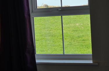 The Neal's 4 Bedroom House in Buxton Sleeps 8 - Photo 35