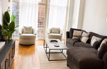 Luxurious Apartment in Times Square NYC - 30-Day Min Stay - Photo 1