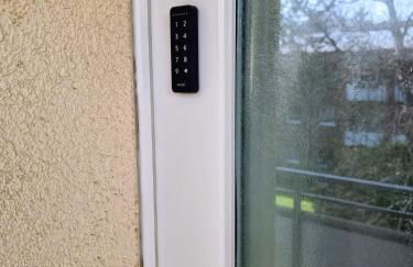 have-a-nice-Stay - nahe Bahnhof - 20 Minuten nach Hamburg - trotzdem ruhig gelegen - 6 Minuten zu Fuß ins Zentrum Ahrensburg - modern eingerichtet - Foto 33