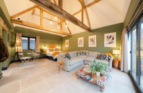 Spinney - a unique open plan barn, with private garden - Foto 1
