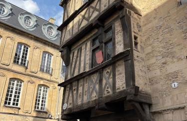 Le Nid dHistoire avec vue sur la cathédrale - Photo 24