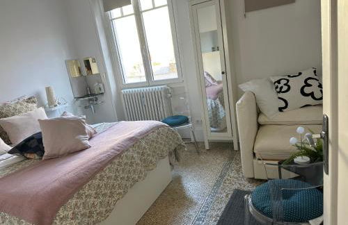 IDÉAL ART DÉCO compris un parking privé sécurisé Darcy Liberté centre Gare-Ville - Foto 2