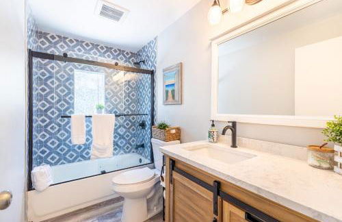 Relaxing Modern Farmhouse in Jupiter Farms. Family-and Dog-friendly! - Photo 19