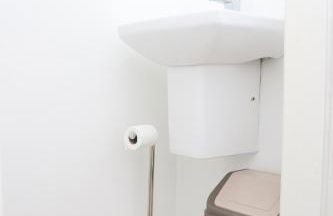 Well furnished 4 bedroom house in Rainham - Foto 24