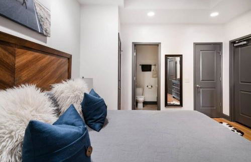 Loft Literally on Broadway Live Music & Bars - Foto 14