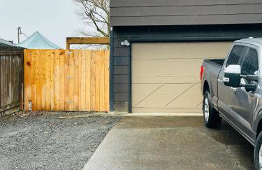 Emerald City Studio Suite - Photo 35