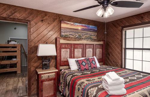 Midtown Riverfront by Ruidoso Vacation Rentals - Foto 14