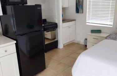 Singer Island Inn Studio/ Walk to the Beach - Foto 5