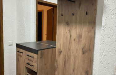 Laras voll ausgestattete Gartenwohnung mit WLAN und TV - Foto 39