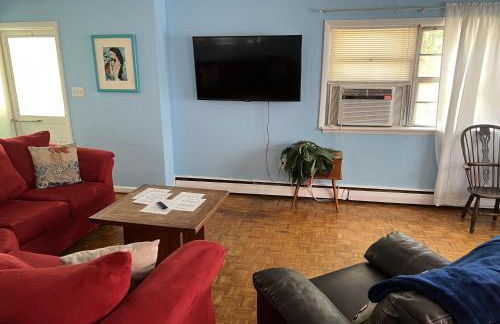 Beach Front on the Bay in our Rustic, Pet Friendly Cottage home - Photo 3