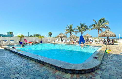 Beach Place 1-404 - Photo 2