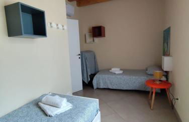 Casa con ampio terrazzo, vista lago e giardino - Foto 73