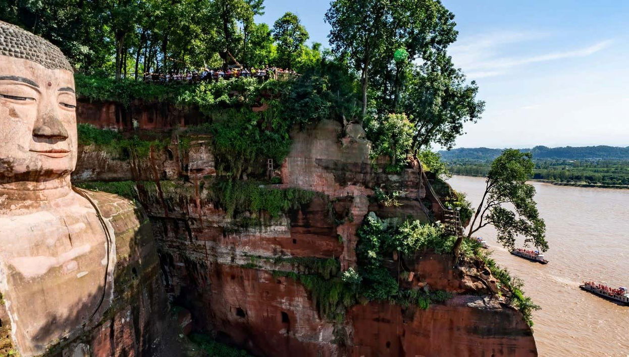Excursion privée du Grand Bouddha de Leshan + Réserve de pandas