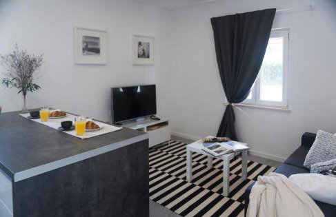 IPS Apartment with free parking - Photo 49