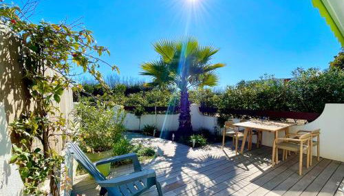 PGH N3 - Maison de Plage avec Parking Privé - Foto 3, Garden, Garden view