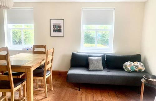 Delightful Ely house Bright and warm with cathedral view - Photo 2