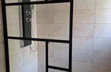 Villa avec piscine sur terrain clôt - Photo 23