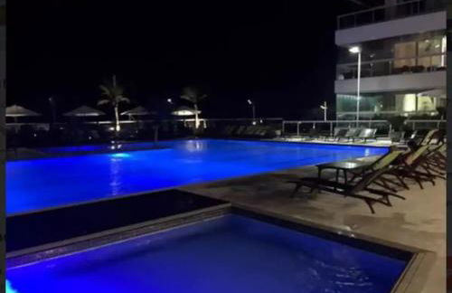 Praia do Santinho, de frente para mar - Foto 21