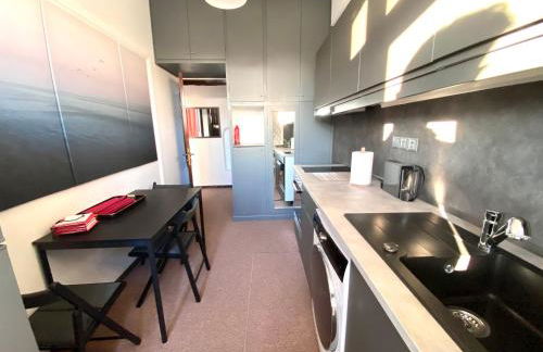 Classic 2 Bedroom Apartment Next to Metro - Marousi - Foto 22