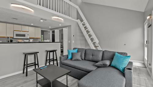 NEW King with Loft Beach Near Gulf - Foto 4