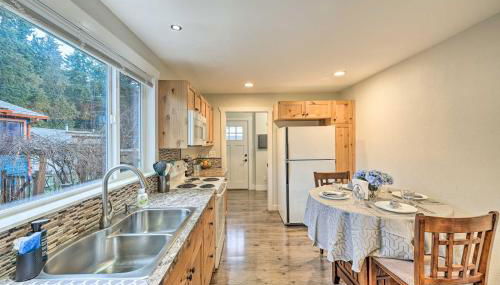 Port Angeles Retreat - 1 Mi to Downtown! - Foto 2