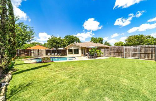 Private Pool, Entire House, In the Center of DFW - Foto 13