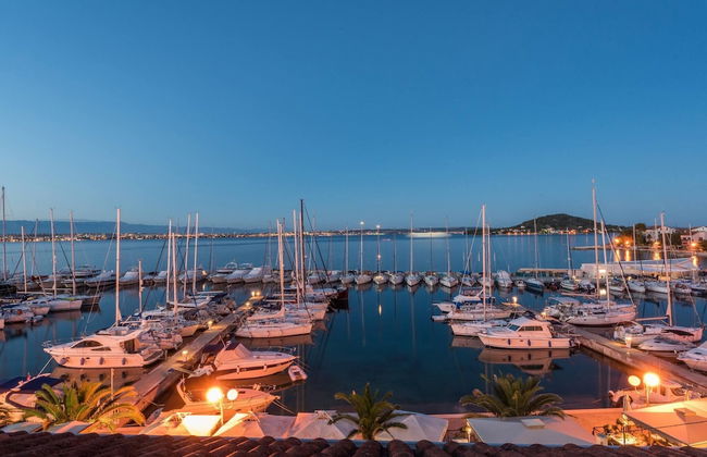 Good Life, Luxury Seafront Apartment - Foto 34