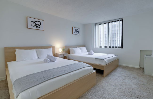 Convenient Apt Near Airport - Photo 4
