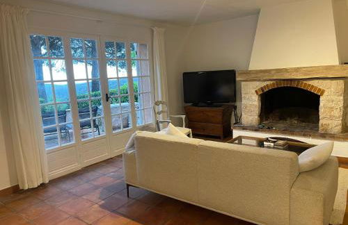 Maison de Saint Arnoux - Foto 16