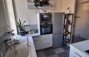 Calme et confort centre ville avec parking privé - Foto 8