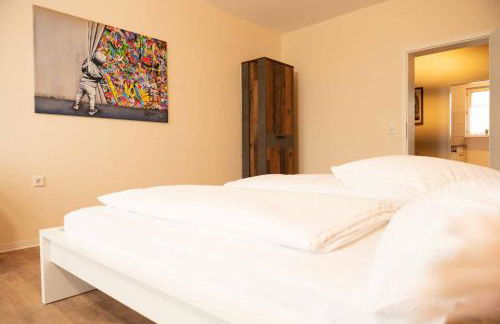 Art City-Studios Kassel 6 und 9 mit 2 Schlafzimmern, groß, modern, citynah, kostenfreie Parkplätze, Süd-Balkons, ruhig, Herkulesblick, voll ausgestattet - Foto 57