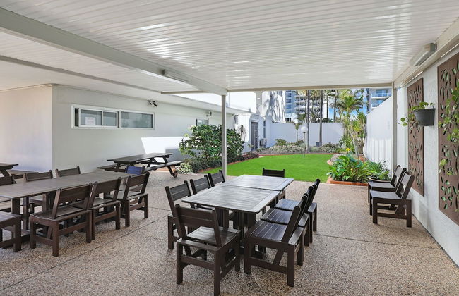 Elouera Tower Beachfront Apartments - Photo 52