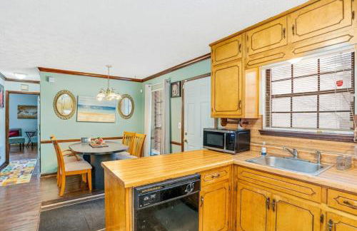 Massive 3 bedroom with fenced yard - Foto 14