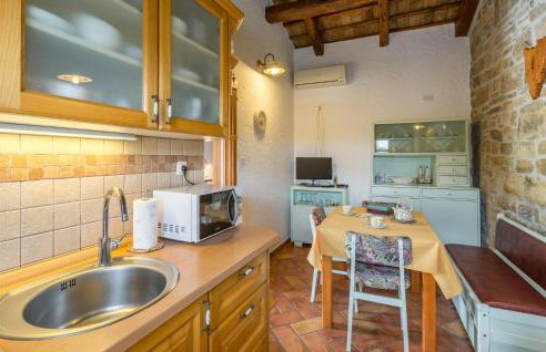 Lovely Apartment In Cerovlje With Wifi - Foto 6