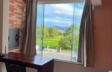 Apartamento com ar-condicionado, Wi-Fi no Campeche e estacionamento gratuito - Foto 8