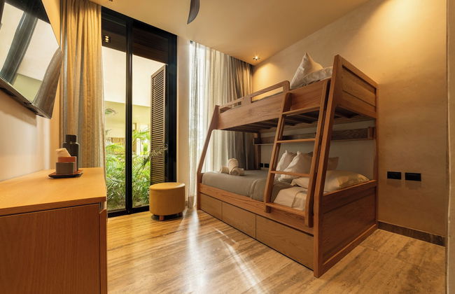 BESPOKE, member of Small Luxury Hotels - Photo 11