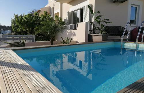 Vivenda Geminada com piscina a 10 minutos a pé da praia, by QoZzy - Foto 1