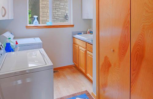 Beachfront Moclips Retreat w Hot Tub Fire Pit - Foto 26