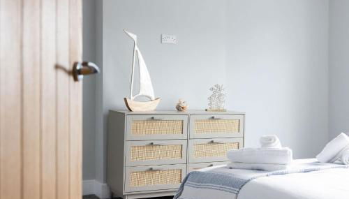 Modern 5-Bedroom Retreat Nr Coast - Foto 2