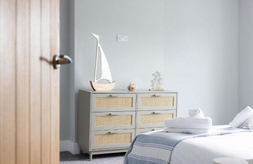 Modern 5-Bedroom Retreat Nr Coast - Foto 2