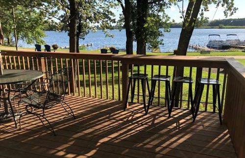 Charming Pet Friendly Cabin for 8 in Fergus Falls, Minnesota - Foto 6