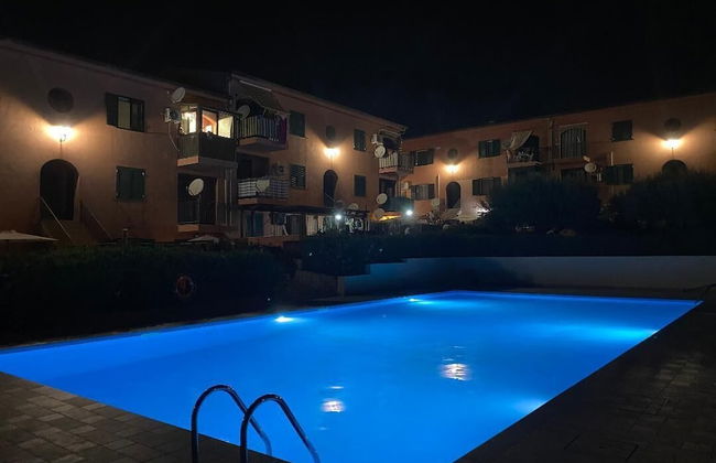 Apartment - Sleeps 2 & Swimming Pool - Photo 20