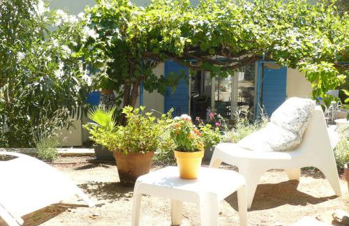 Bormes les Mimosas, Hameau de Cabasson, à 400m de la mer et du fort de Bregançon, Villa classée 3 étoiles, de 2 à 8 personnes - Foto 2