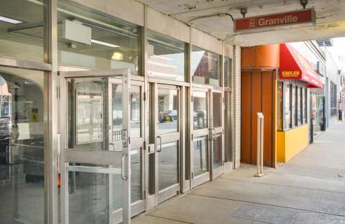 Stylish Chicago Retreat Walk to Loyola University - Foto 34