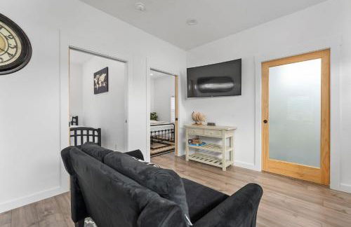 Hidden Cottage mins to Main St and sleeps 4 - Photo 14